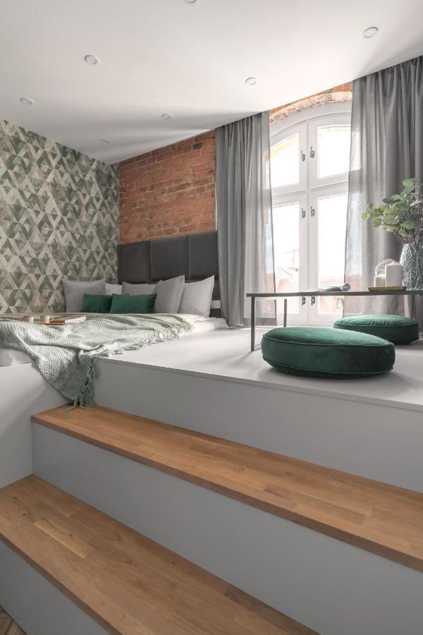 Harbor Apartments - Mariacka カトヴィツェ エクステリア 写真