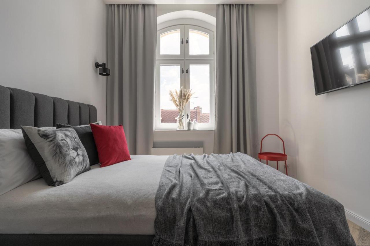 Harbor Apartments - Mariacka カトヴィツェ エクステリア 写真