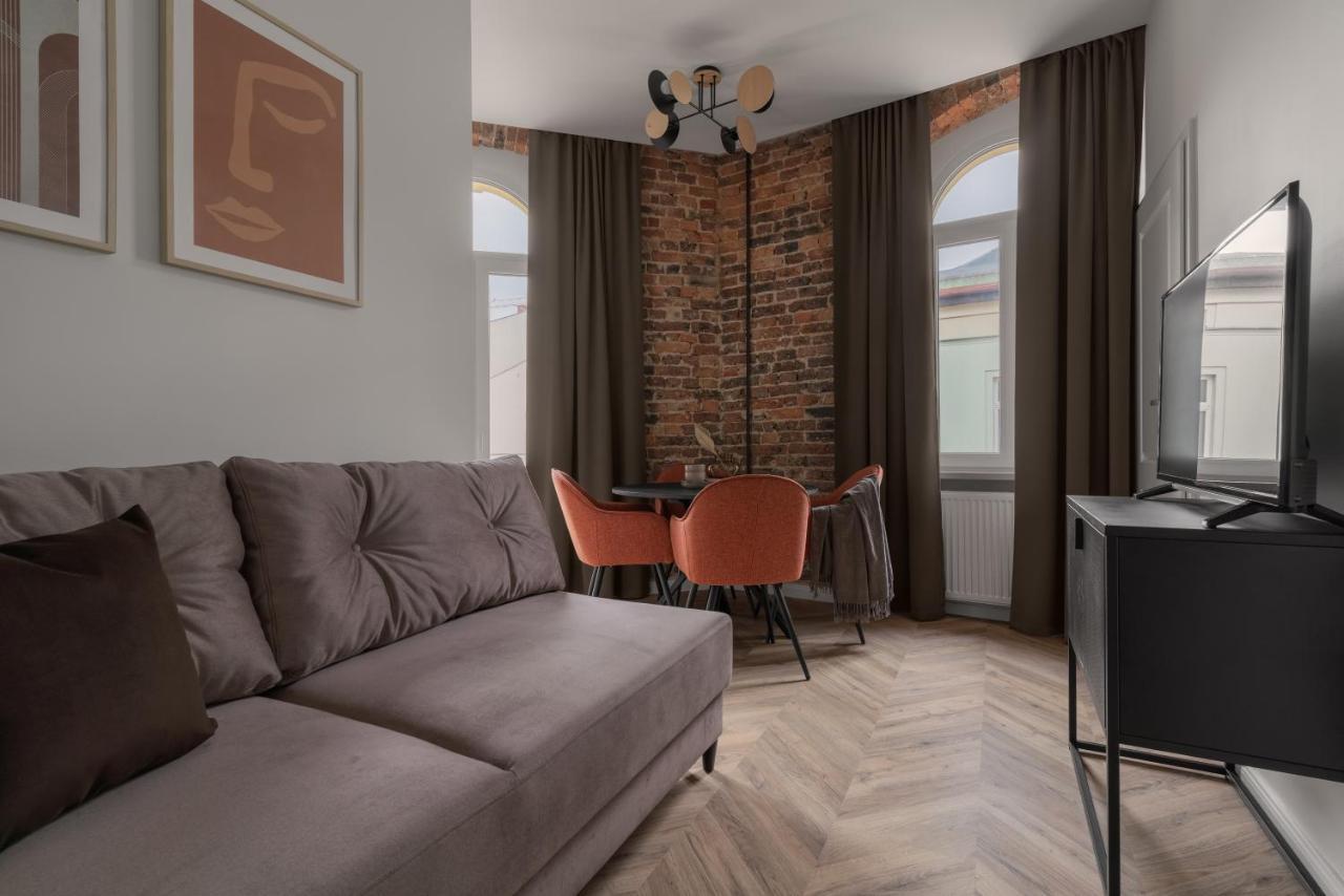 Harbor Apartments - Mariacka カトヴィツェ エクステリア 写真