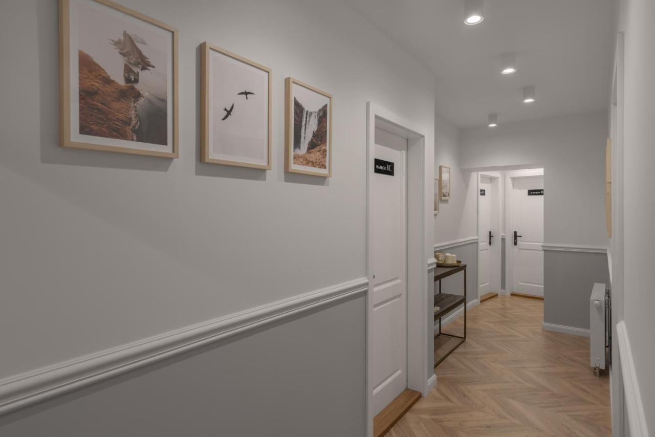 Harbor Apartments - Mariacka カトヴィツェ エクステリア 写真